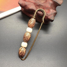 Load image into Gallery viewer, Retro Nepal Brooch Accessories Small Artifact.